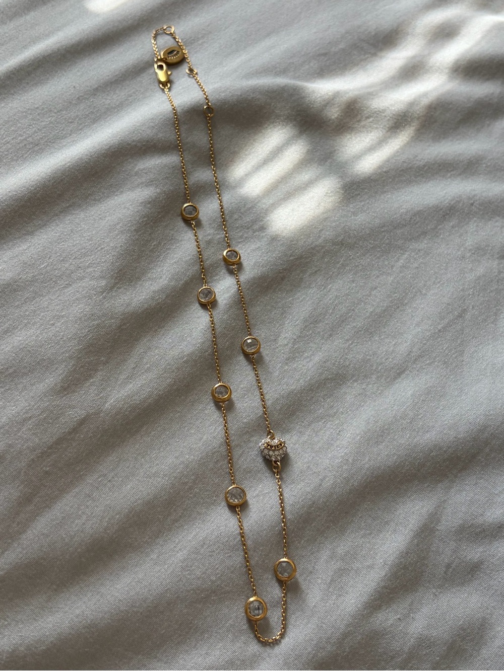 VINTAGE Juicy Couture necklace gold tone paved heart CZ - Picture 2 of 6